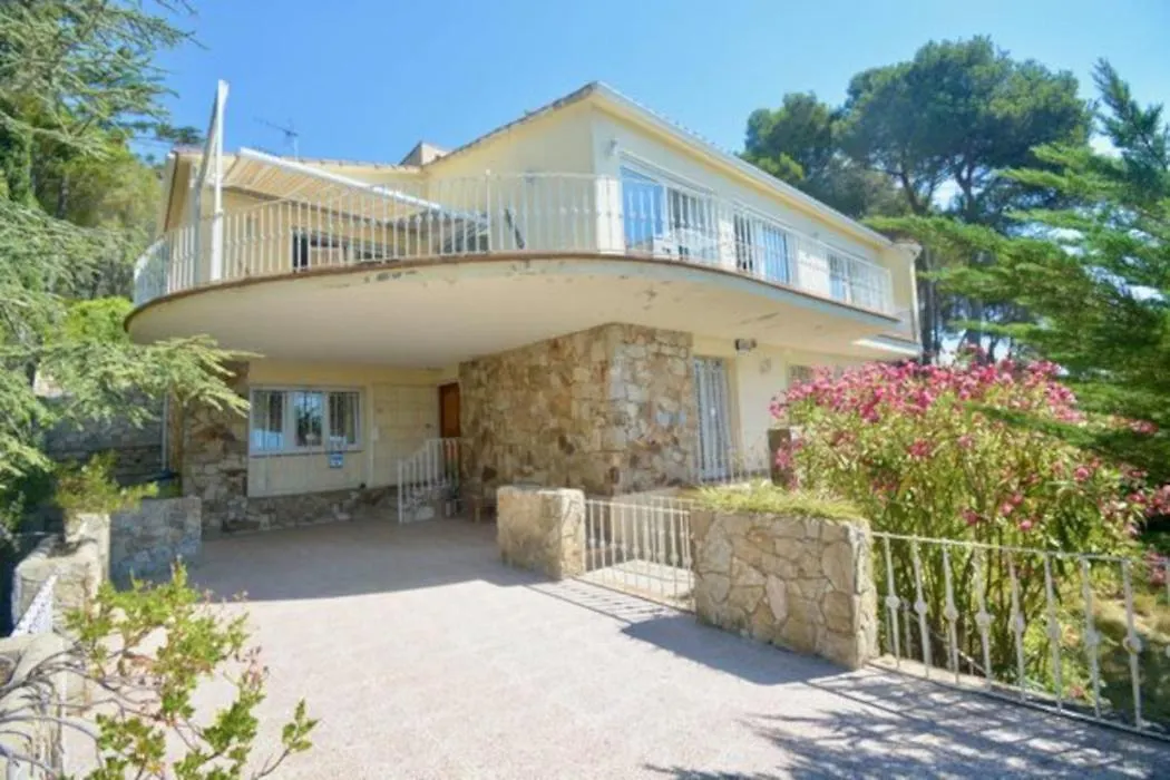Villa En Platja De Aro With Pool 450M From The Beach Platja d'Aro Spain